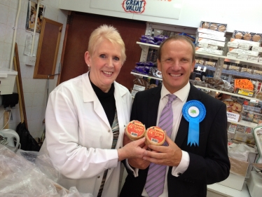 Ti Ashton has to experience Chorley Cakes from the towns famous Market